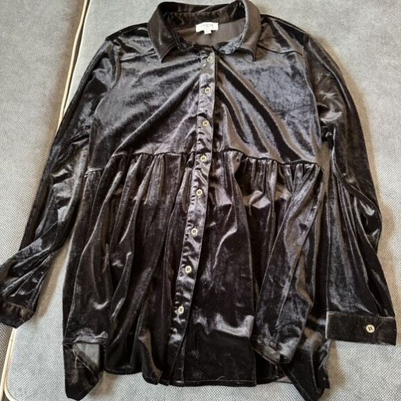Umgee Baby Doll Velvet Swing Hem Long Sleeve Button-Down Shirt Black Size Medium - Picture 8 of 11